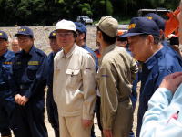 二階幹事長らと現地視察