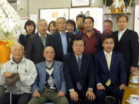 大友県議事務所で
